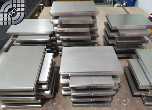 醫(yī)用純鈦方盤